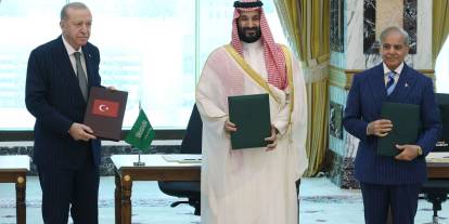 Suudi Arabistan’dan Türkiye ve Pakistan’a acil toplantı çağrısı