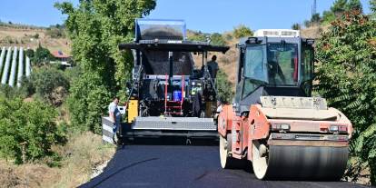 Manisa Sarıgöl’de 5 mahalleye ulaşım sağlayan yol yenileniyor
