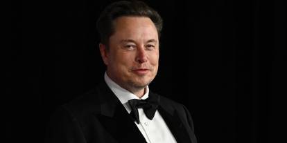 Elon Musk belgeseline sosyal medya engeli: Reklamlar önce reddedildi, sonra geri açıldı