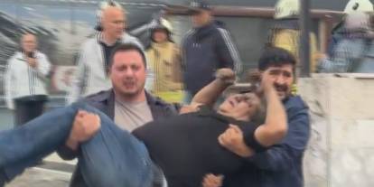 Kadıköy’de 8 katlı binada yangın