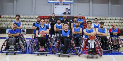 İzmir’in mavi-beyazlıları yeni sezona hazır