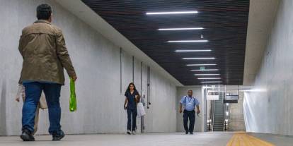 İzmir Metrosu’ndan Dokuz Eylül Hastanesi’ne yaya tüneli açıldı