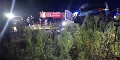 Kayseri’de feci kaza: 1 kişi öldü 15 kişi yaralandı