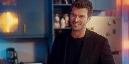 Kıvanç Tatlıtuğ, sosyal medya hesabını neden kapattığını açıkladı