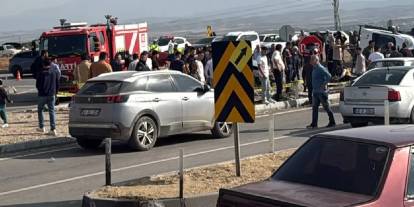 Kahramanmaraş’ta milletvekili konvoyu kaza yaptı: Acı haber geldi