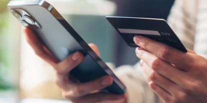Bankacılıkta yeni dönem! İkinci el araç ve iphone kiralama uygulamaya geldi