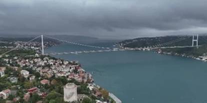 Boğaz’dan kente giriş yaptı, İstanbul’u karanlığa boğdu