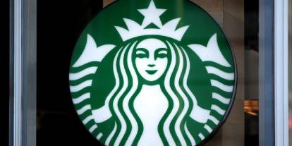 Starbucks’tan yeni karar: Kahve almadan oturmak yasaklanıyor