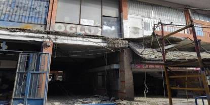 İstanbul'da balkon çöktü: Yaralılar var