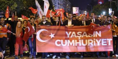 Karabağlar’da Cumhuriyet’in 103. yılı etkinliklerle kutlandı
