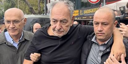 Beyin kanaması geçiren Reha Muhtar aylar sonra ilk kez görüntülendi: Herkes her şeyimi aldı