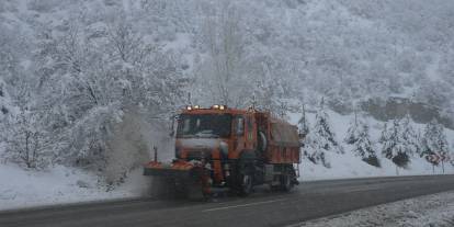 Sivas'ta 35 yerleşim yerine ulaşılamıyor