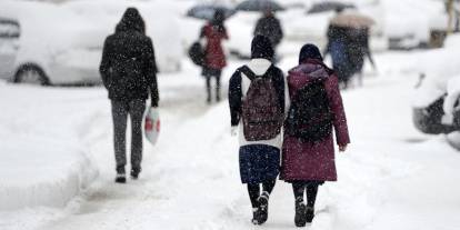 Konya’nın bazı ilçelerinde yoğun kar yağışı nedeniyle eğitime ara verildi