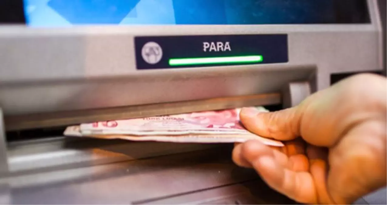 atm-lerde-kafa-karistiran-sahte-paralar-12348630-4202-amp.webp