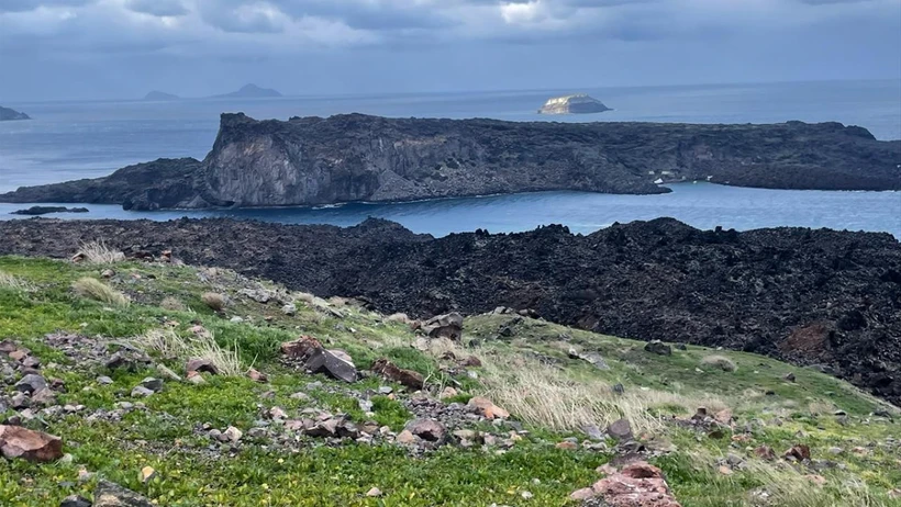 santorini.webp