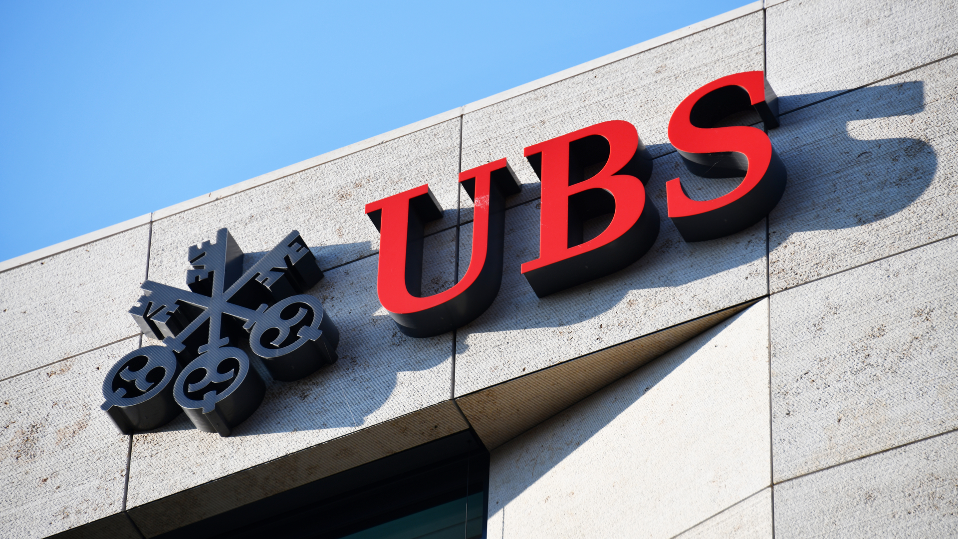 ubs-1.jpg