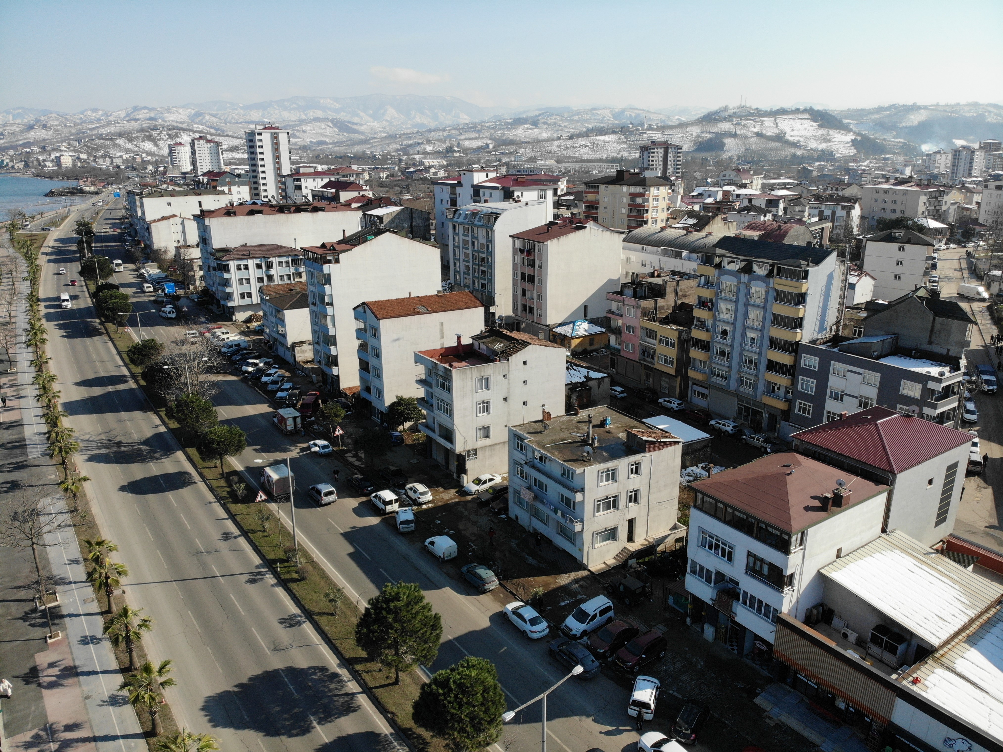 aw404022-05.jpg