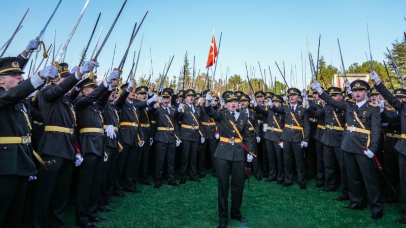 1738875223310-tolga-sardan-manset.jpg