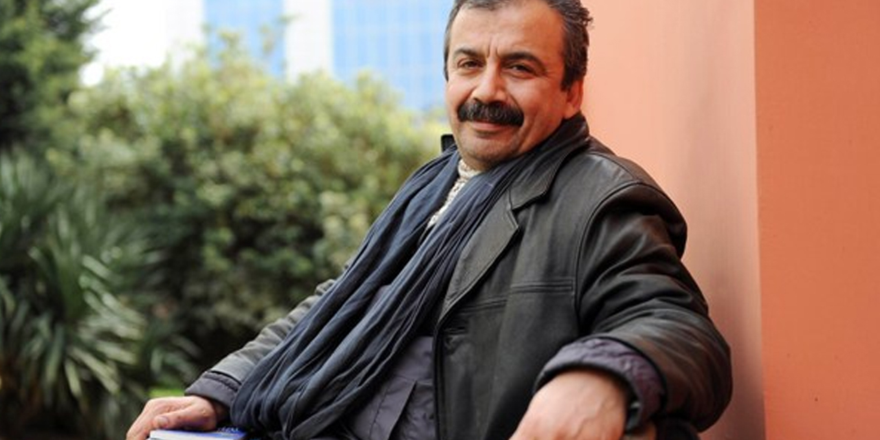 sirri-sureyya1.jpg