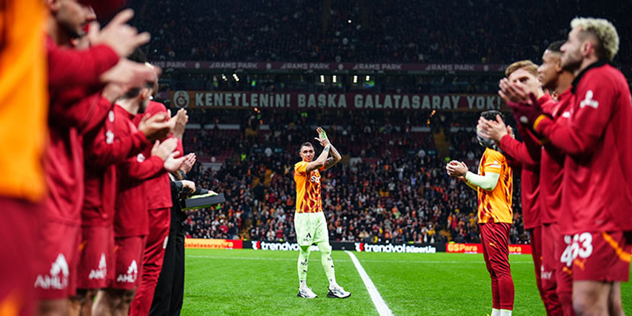 muslera1.jpg