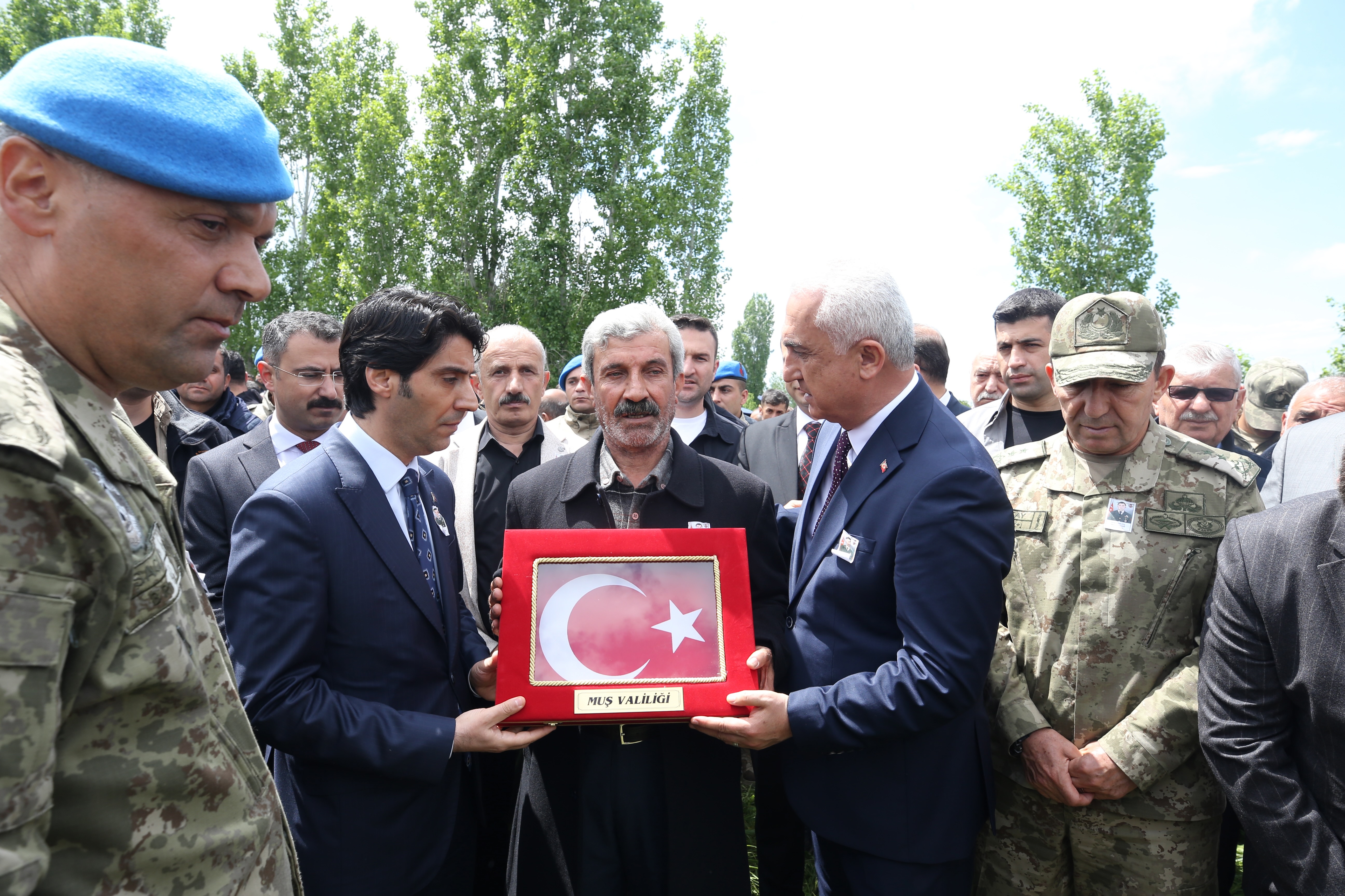 aa-20250515-37962900-37962892-sehit-piyade-uzman-cavus-karadag-musta-son-yolculuguna-ugurlandi.jpg