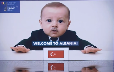 3524156.png