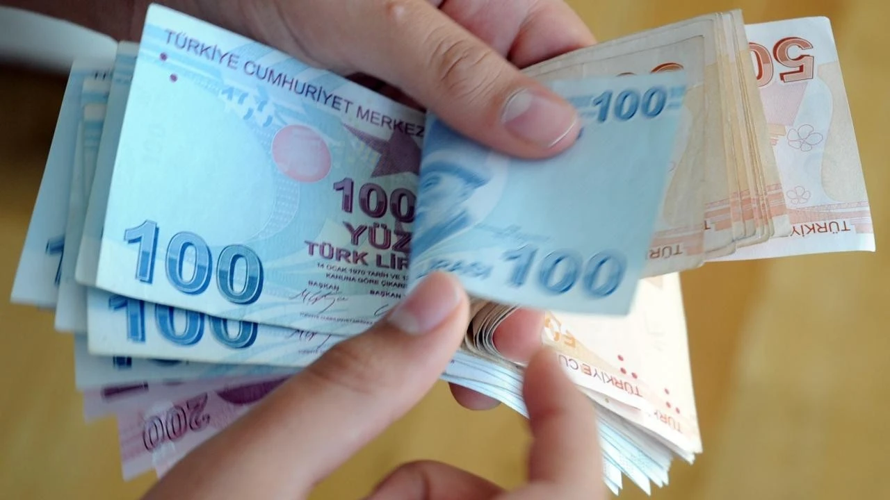 kamu-iscisi-zam-pazarliginda-30ef-cover.webp