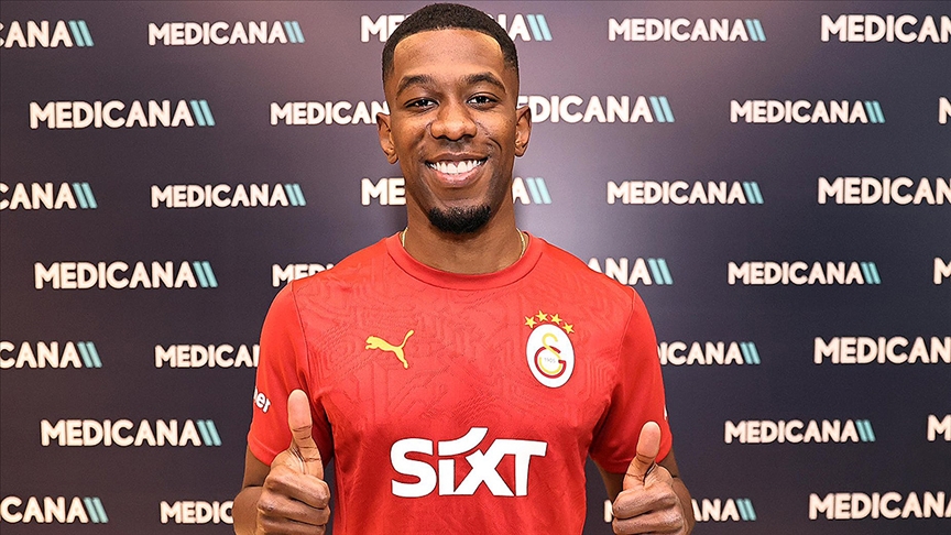 carlos-cuesta.jpg