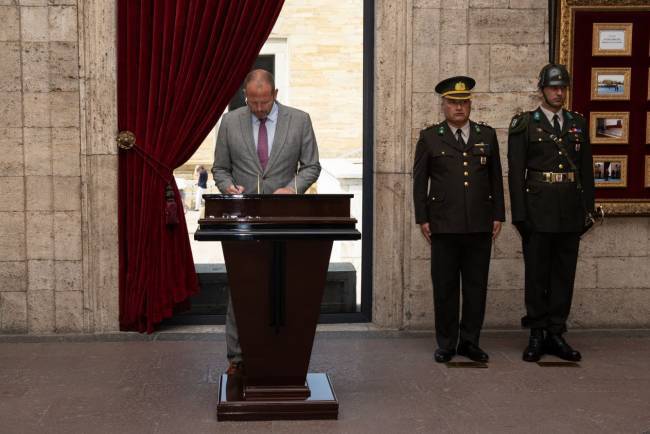 bakan1.jpg