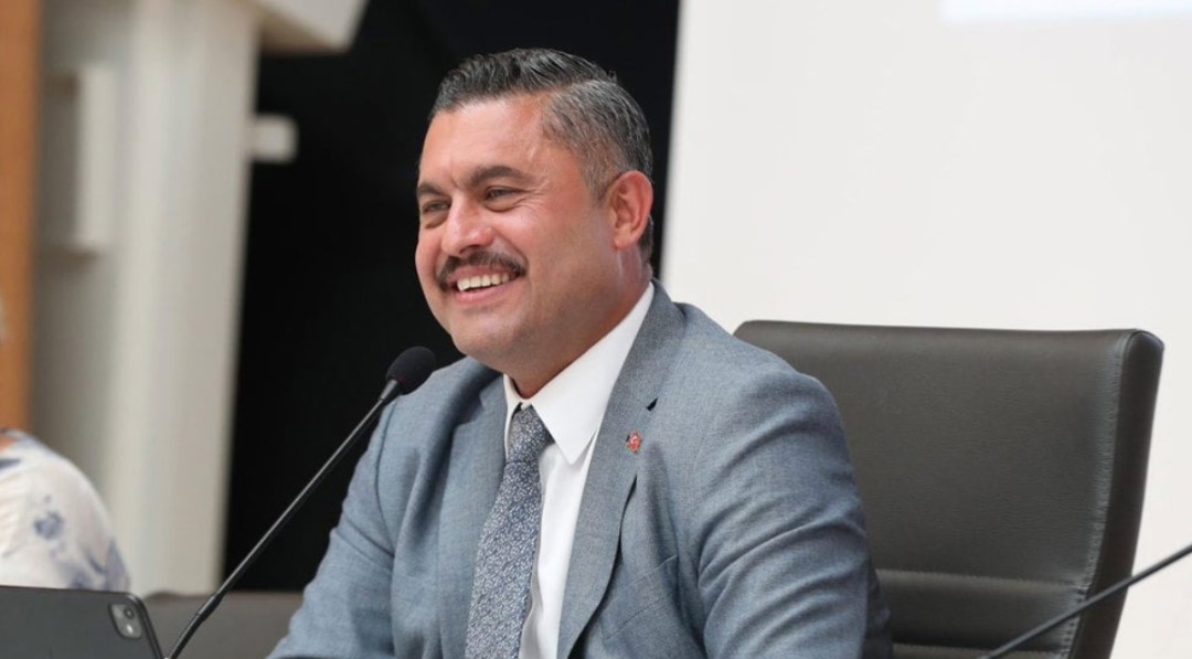ozgur-kabadayi.jpg