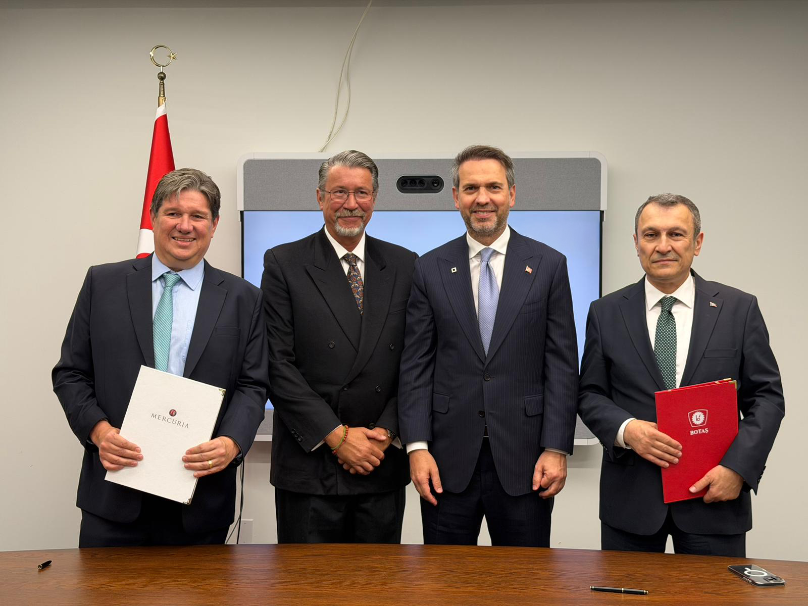 aa-20250924-39209369-39209364-botas-mercuria-ve-woodside-energy-ile-uzun-vadeli-lng-anlasmalari-imzaladi.jpg