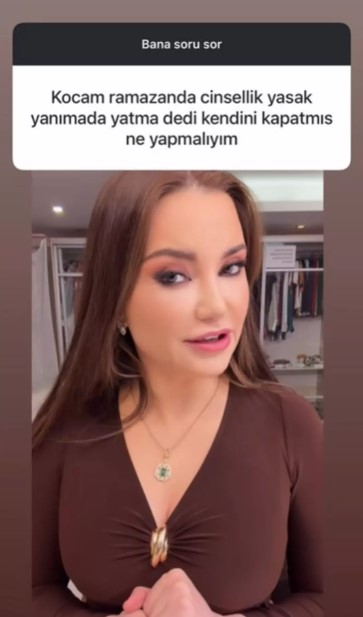 esra-ezmeci.jpg
