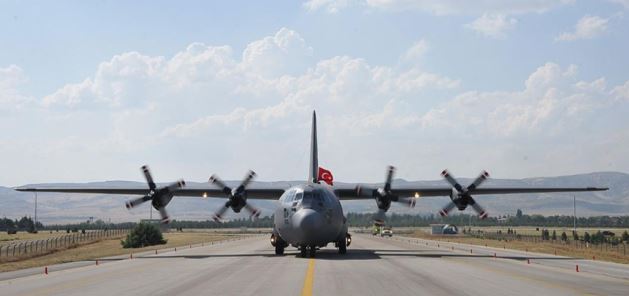gurcistan-azerbaycan-askeri-ucak.jpg