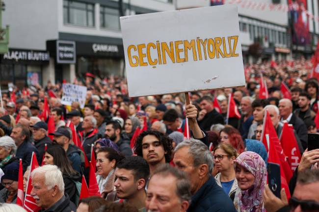 emekli-asgari-ozgur-ozel.jpeg