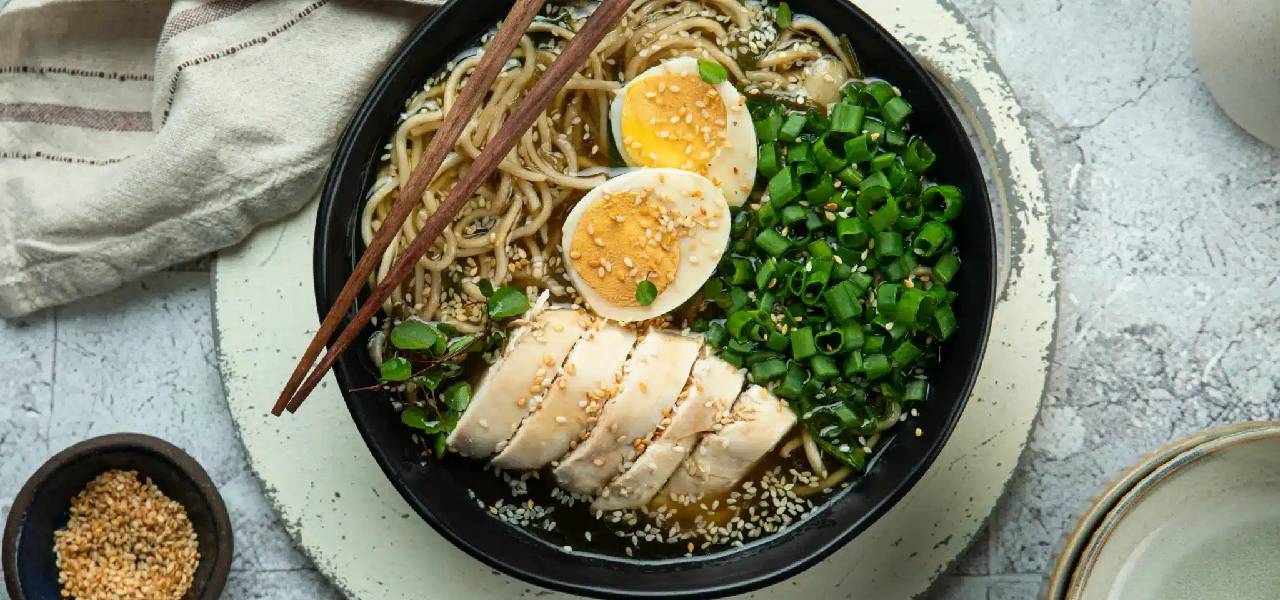 orijinal-ramen-tarifi.jpg