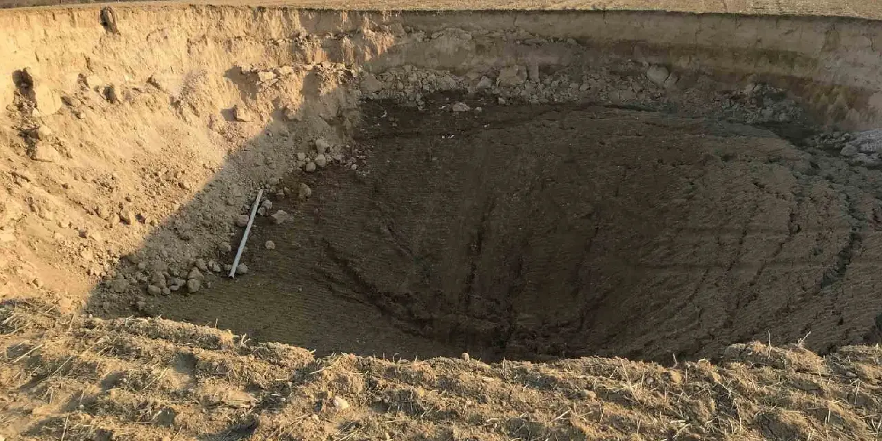 deprem-ile-obruk-arasindaki-gizli-baglanti-ne-konya-ovasinda-sayisi-740i-gecti-2.webp