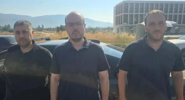 alihan-kuris-kardes.png