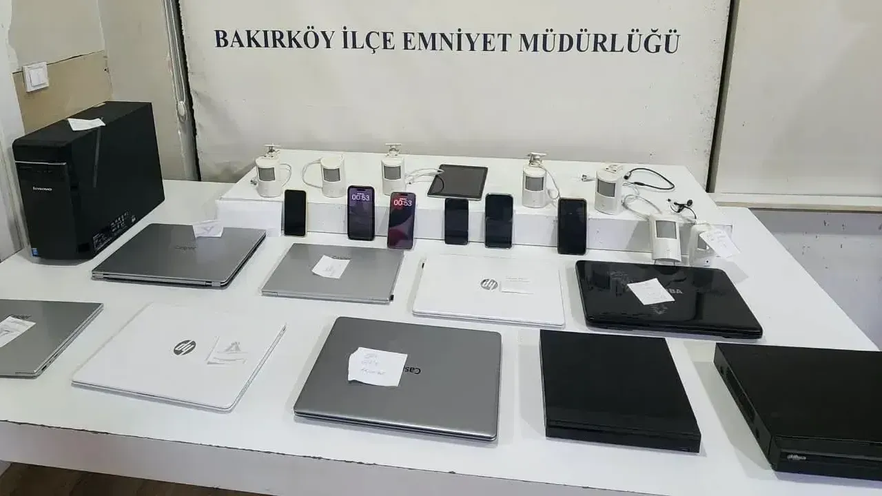 403253811-1782790586.webp
