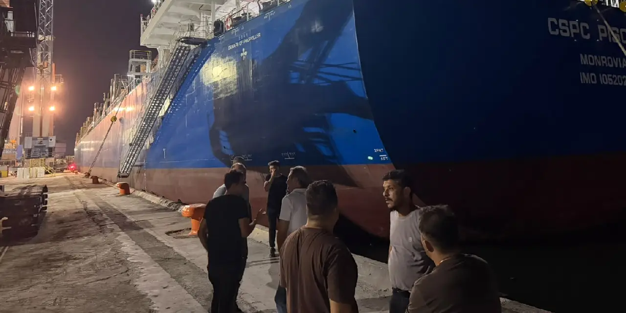 mersin-limaninda-kargo-gemisindeki-aramada-350-kilogram-kokain-ele-gecirildi.webp
