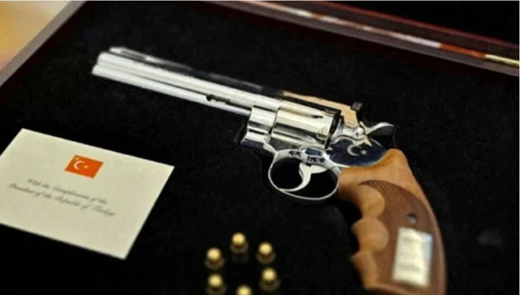 revolver.png