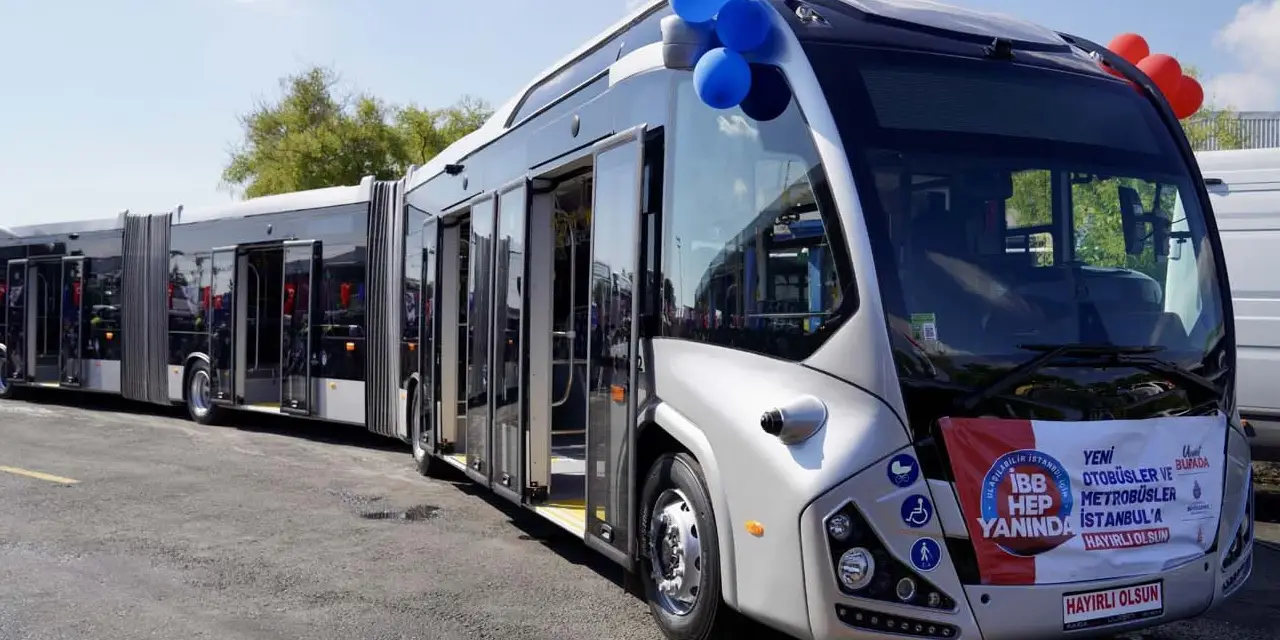 istanbul-yeni-metrobus.webp